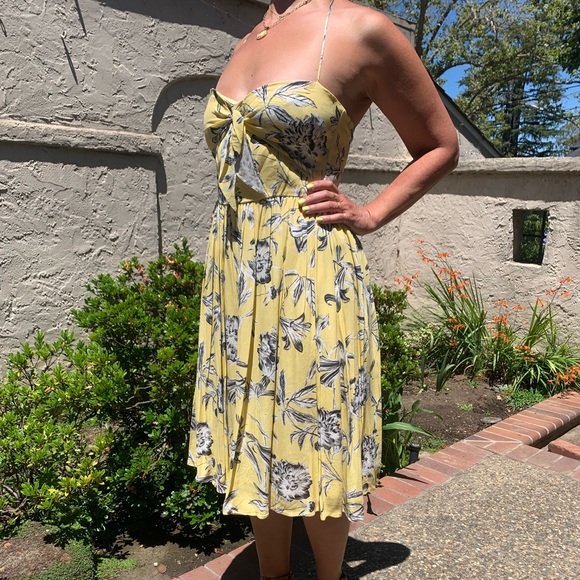 Yellow Summer Strapless Dress, Size 8 - Picture 1 of 3